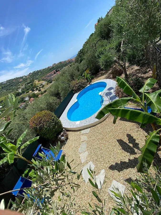 Apartment Ferienwohnung Residenza Costarossa Imperia Italien